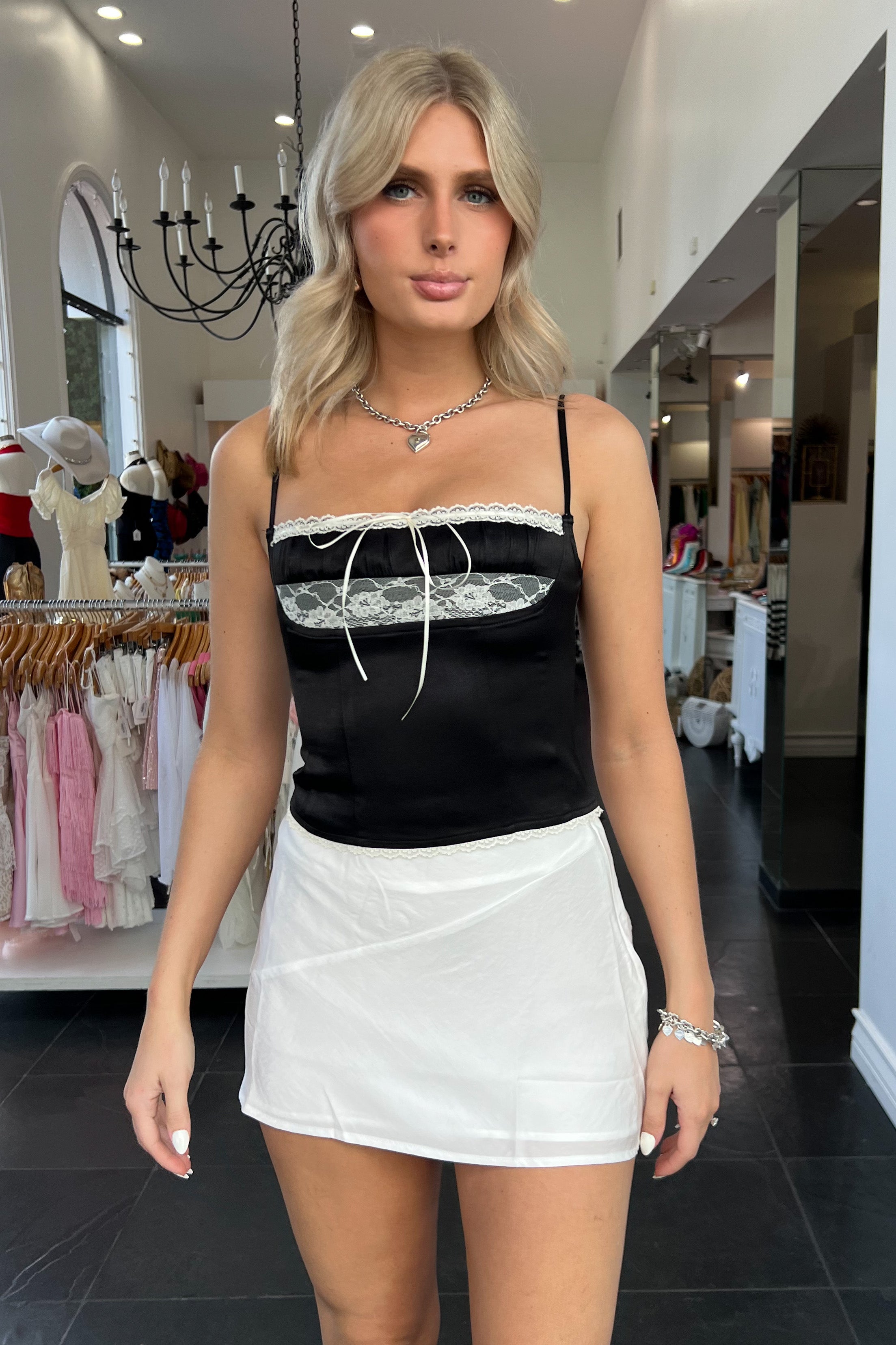 Sawyer Top-Black/Cream