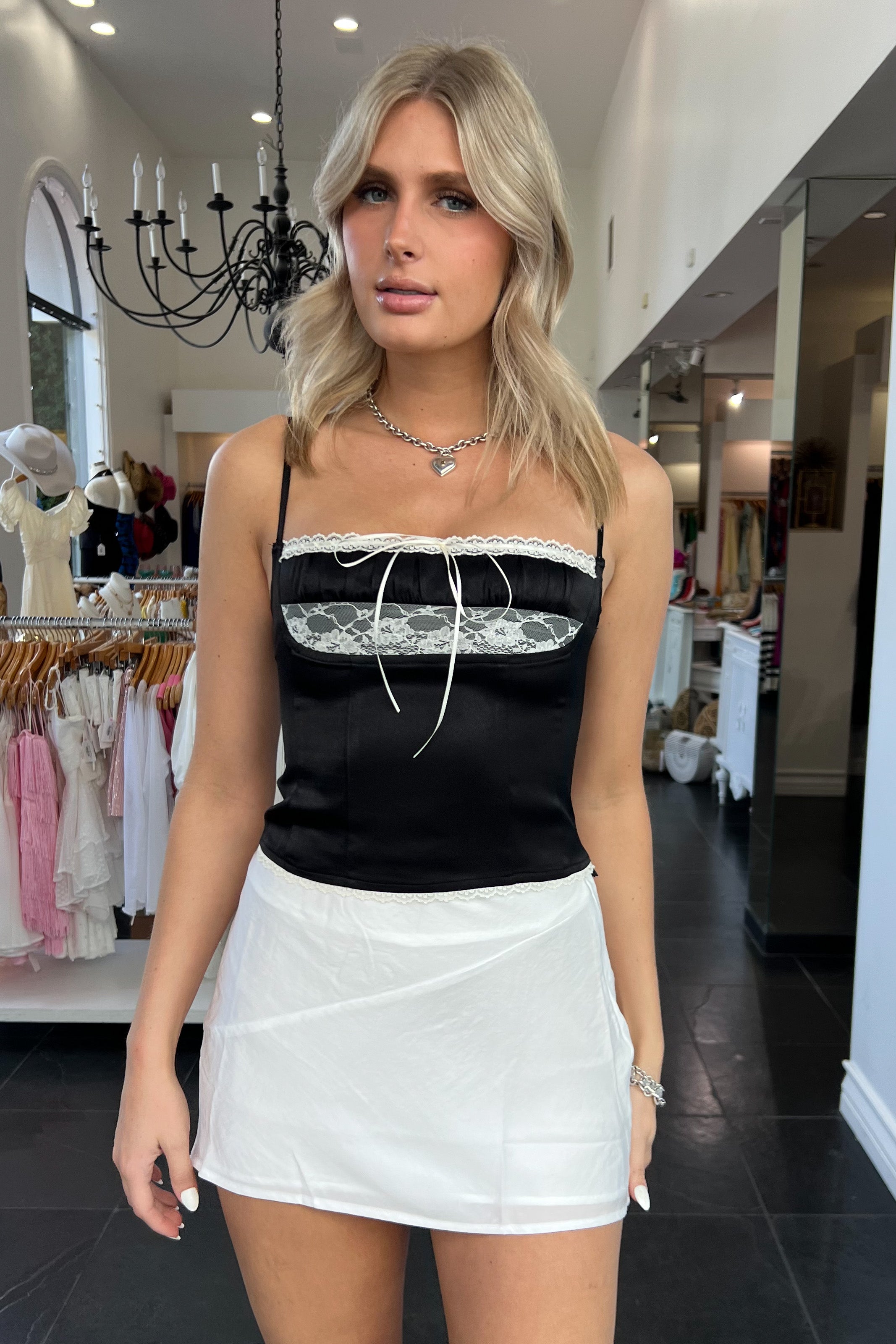 Sawyer Top-Black/Cream