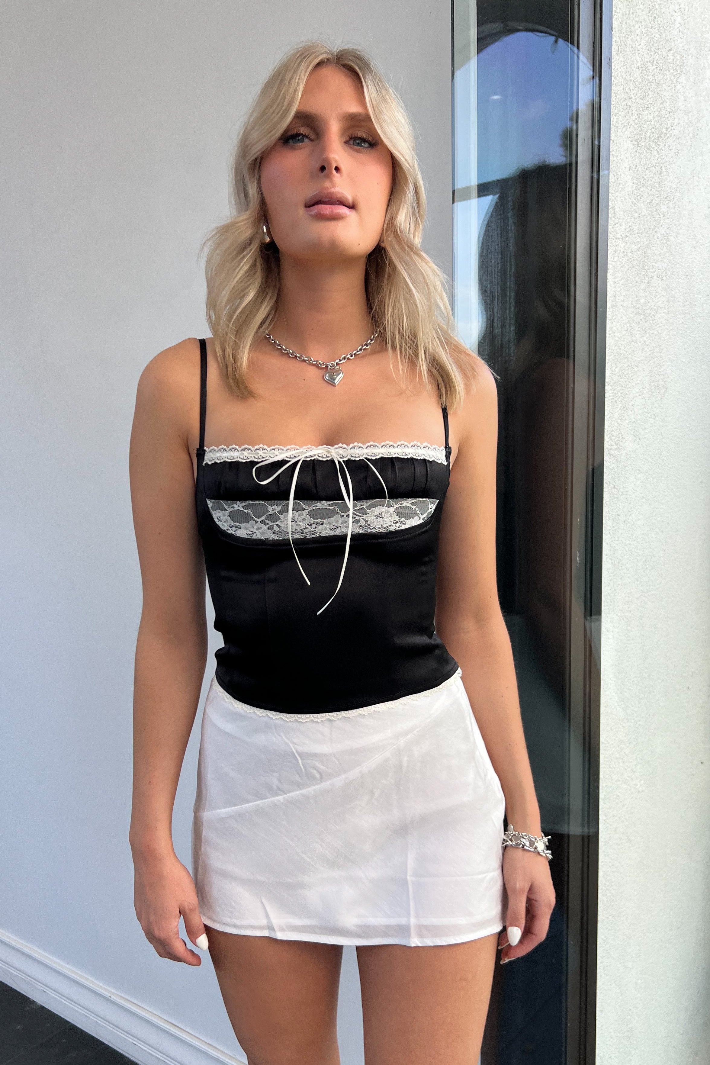 Sawyer Top-Black/Cream