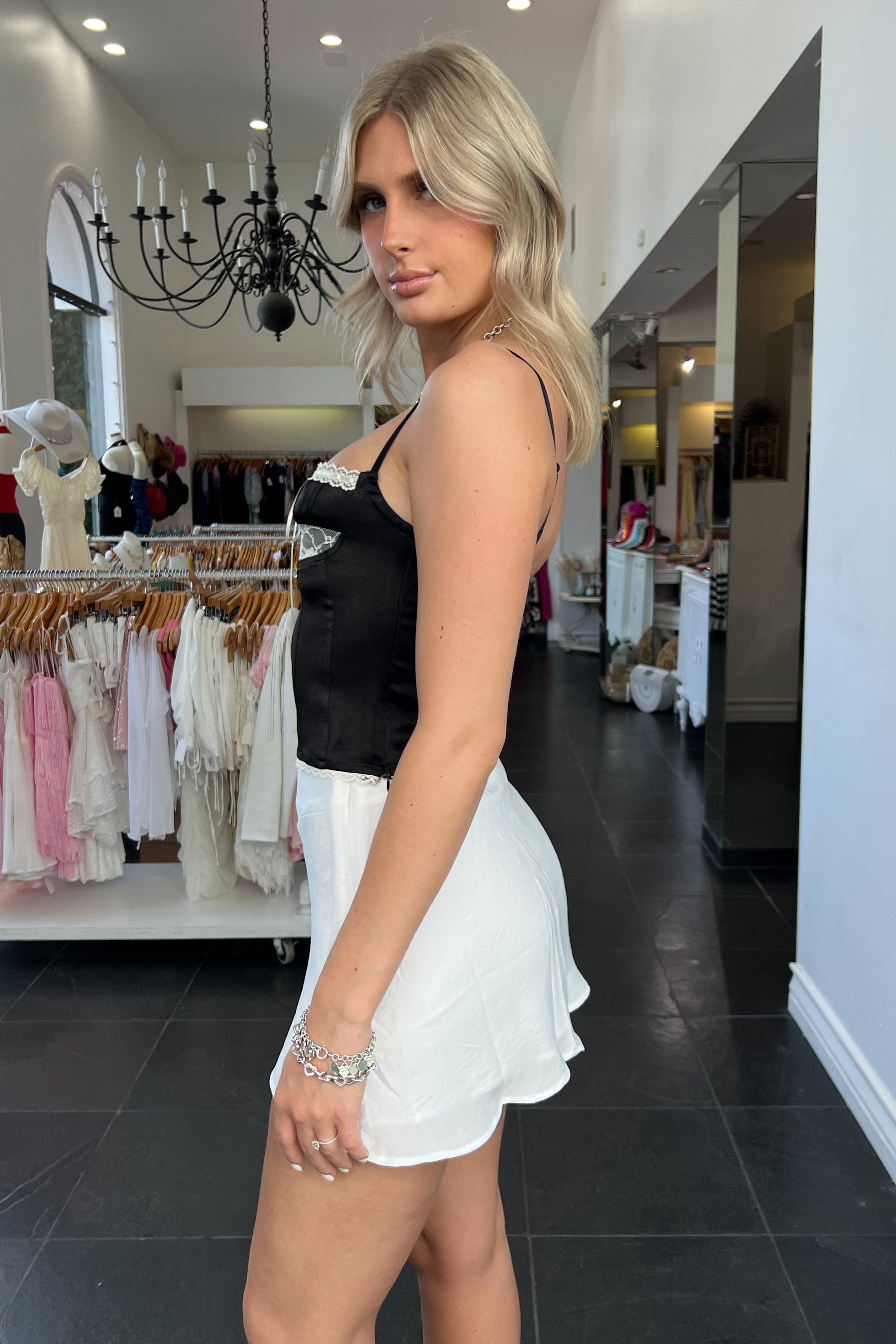 Sawyer Top-Black/Cream