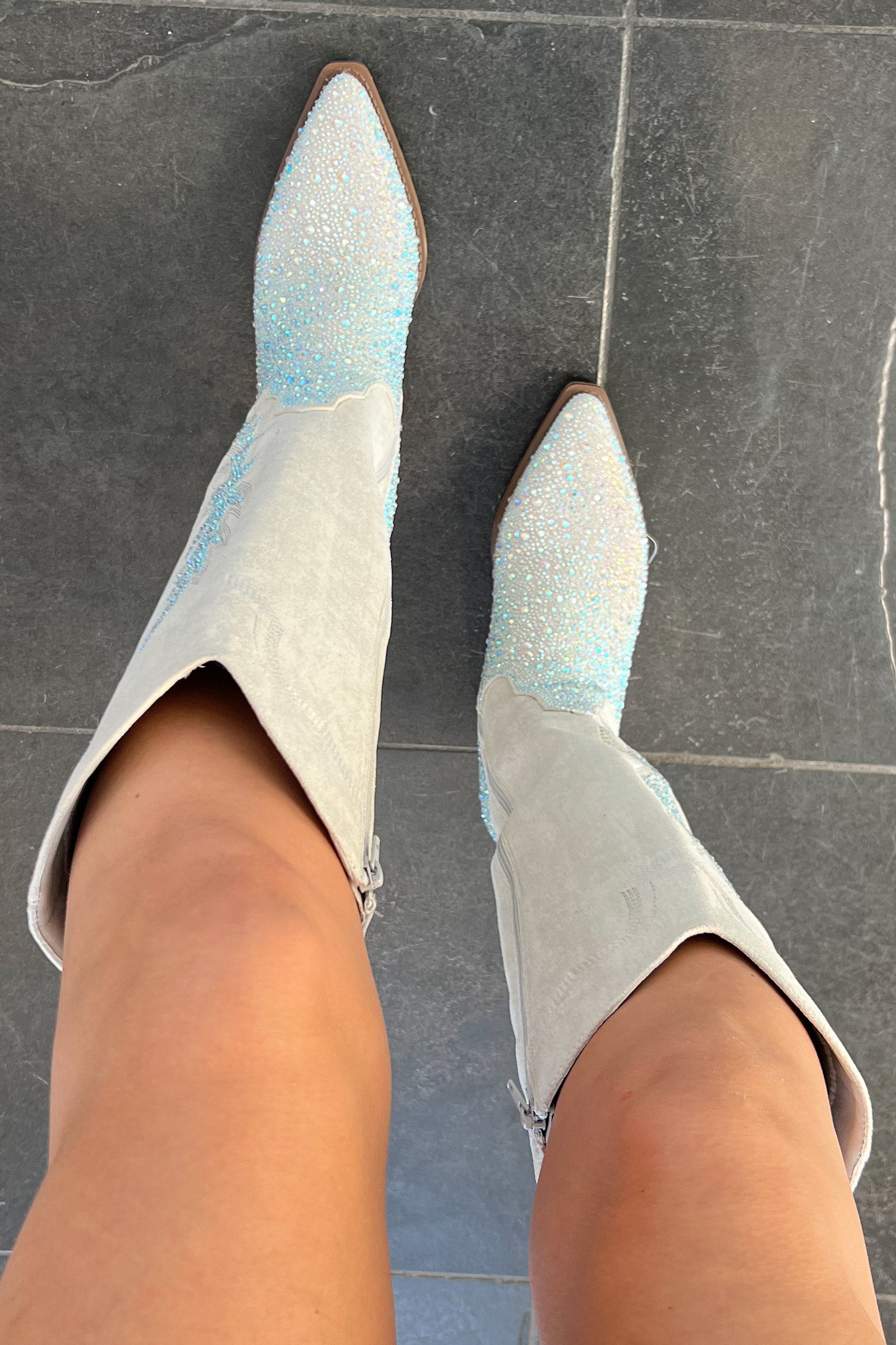 Oklahoma Smokeshow Boots-Cream