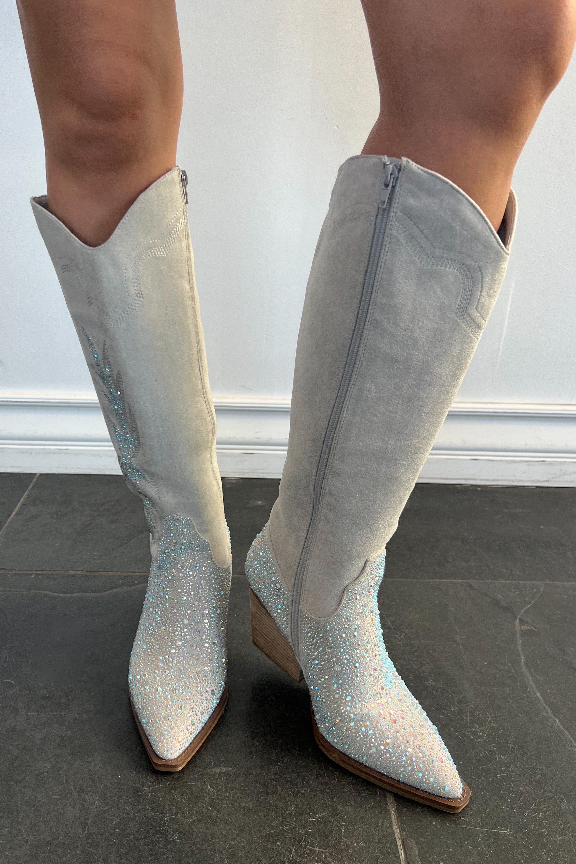 Oklahoma Smokeshow Boots-Cream