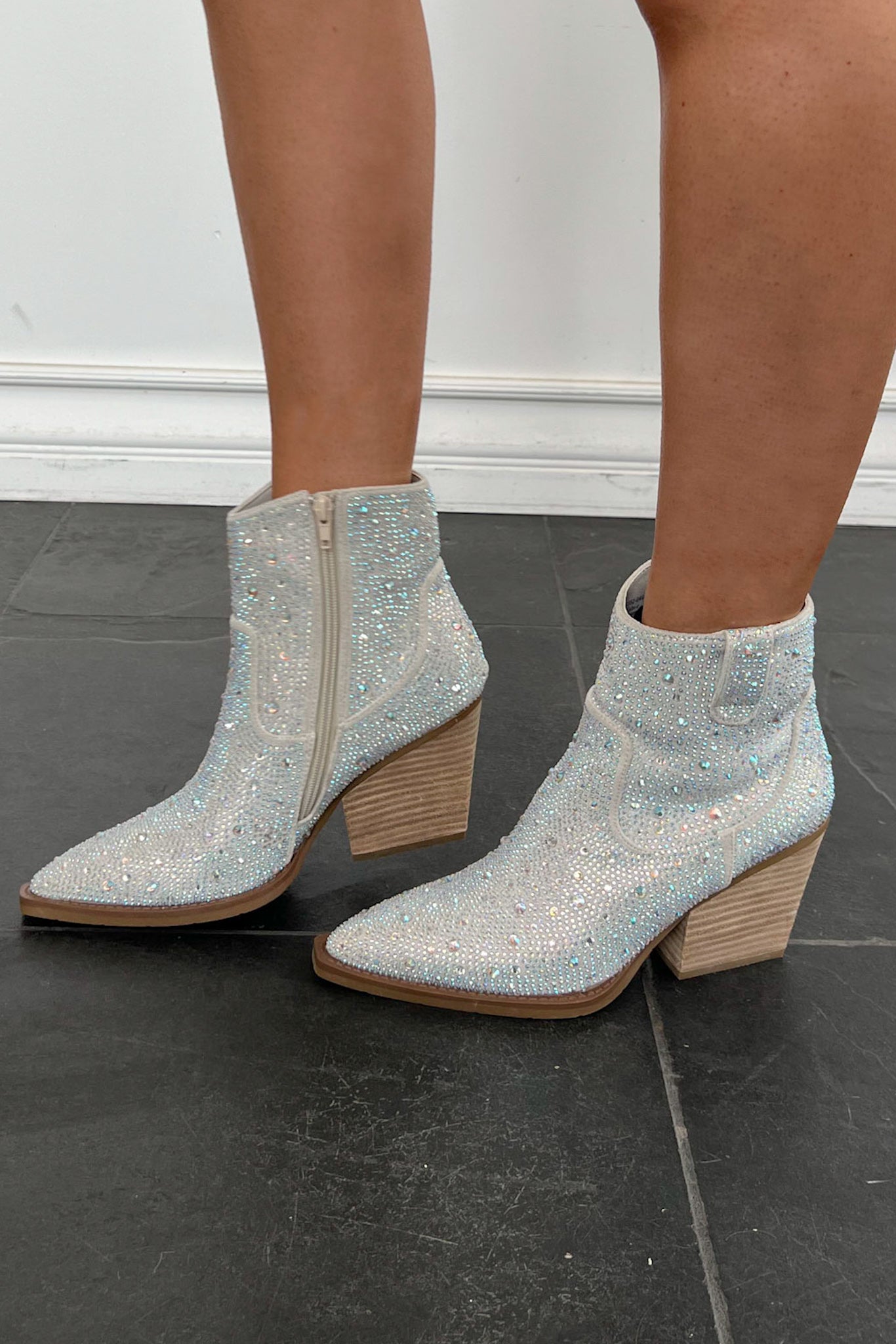 Cinderella's A Cowgirl Bootie-Silver