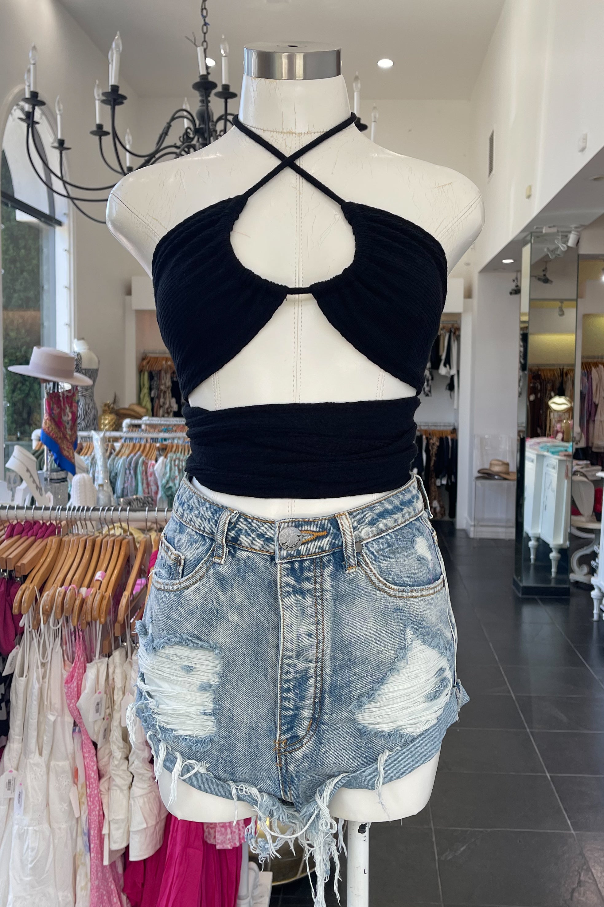 Alaya Top-Black