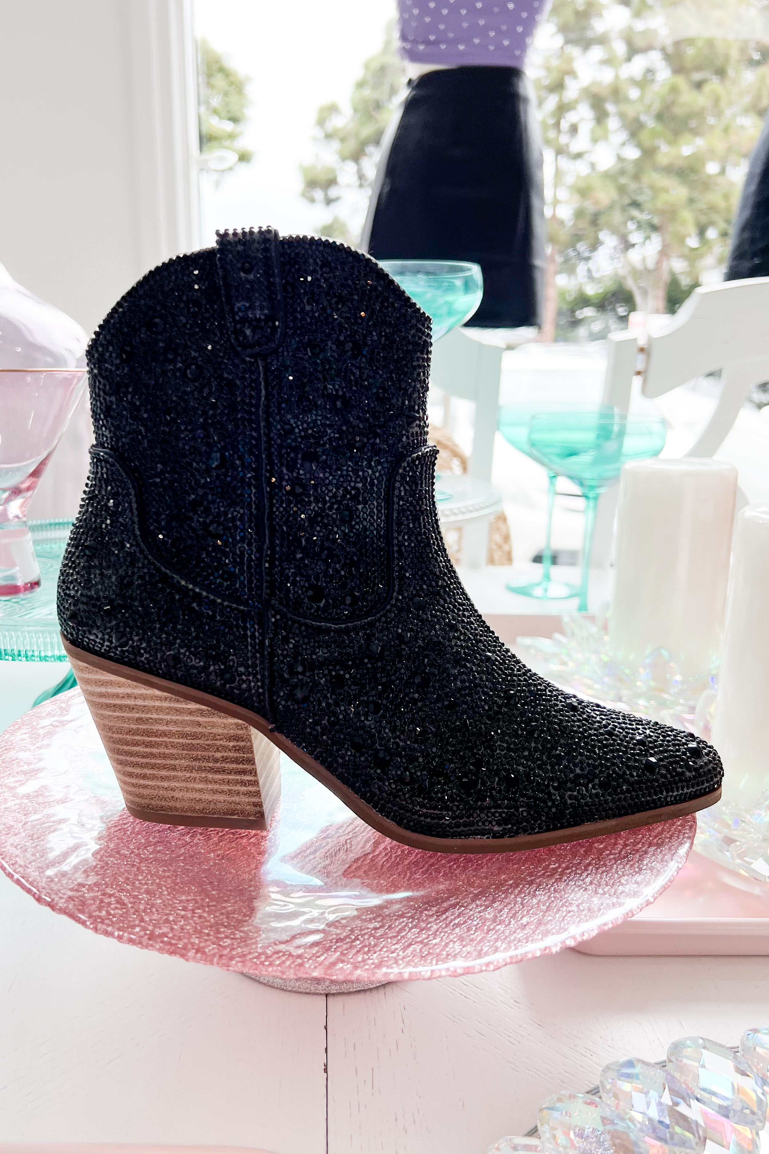 Matisse Harlow Bootie-Black