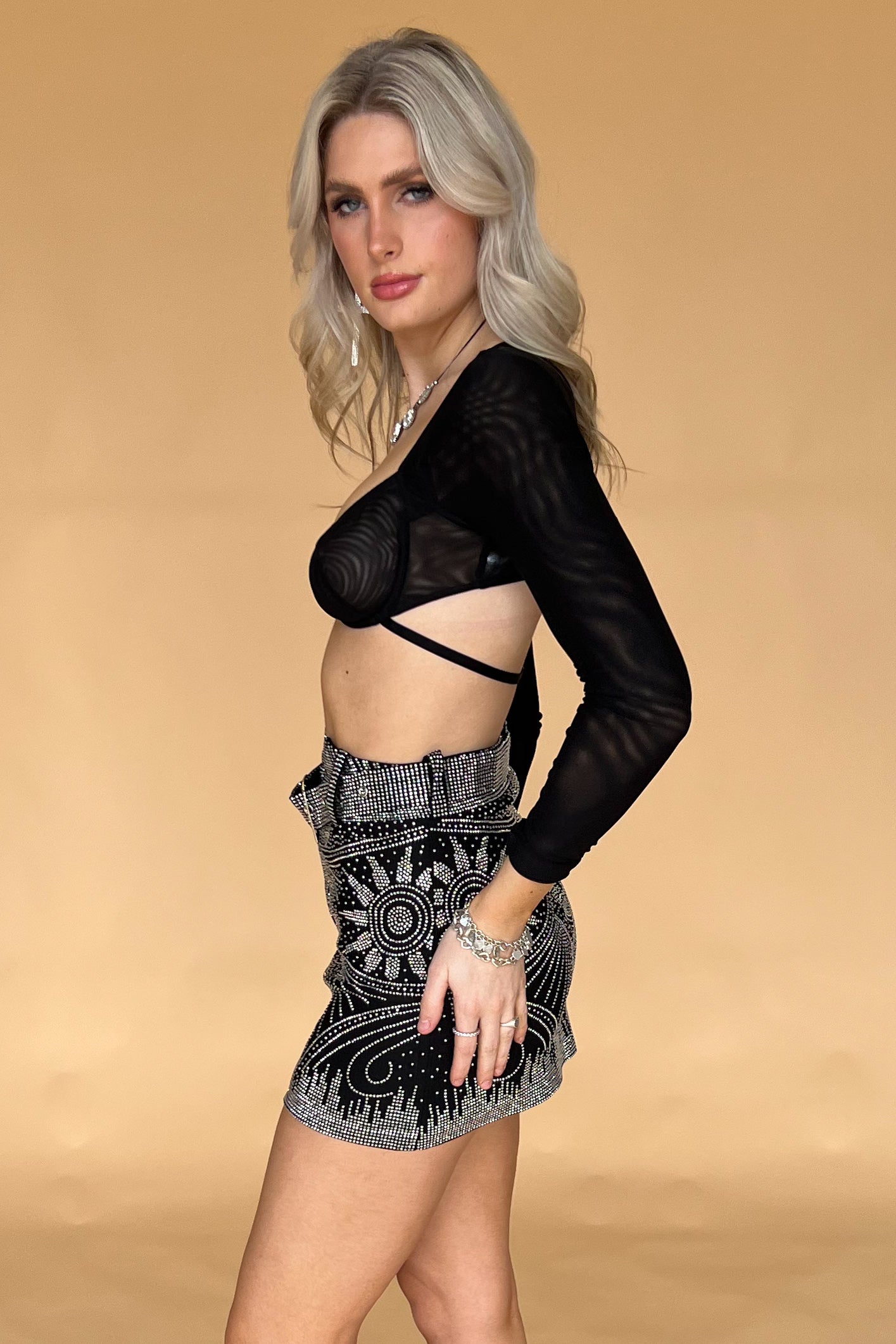 She's A 10 Top-Black