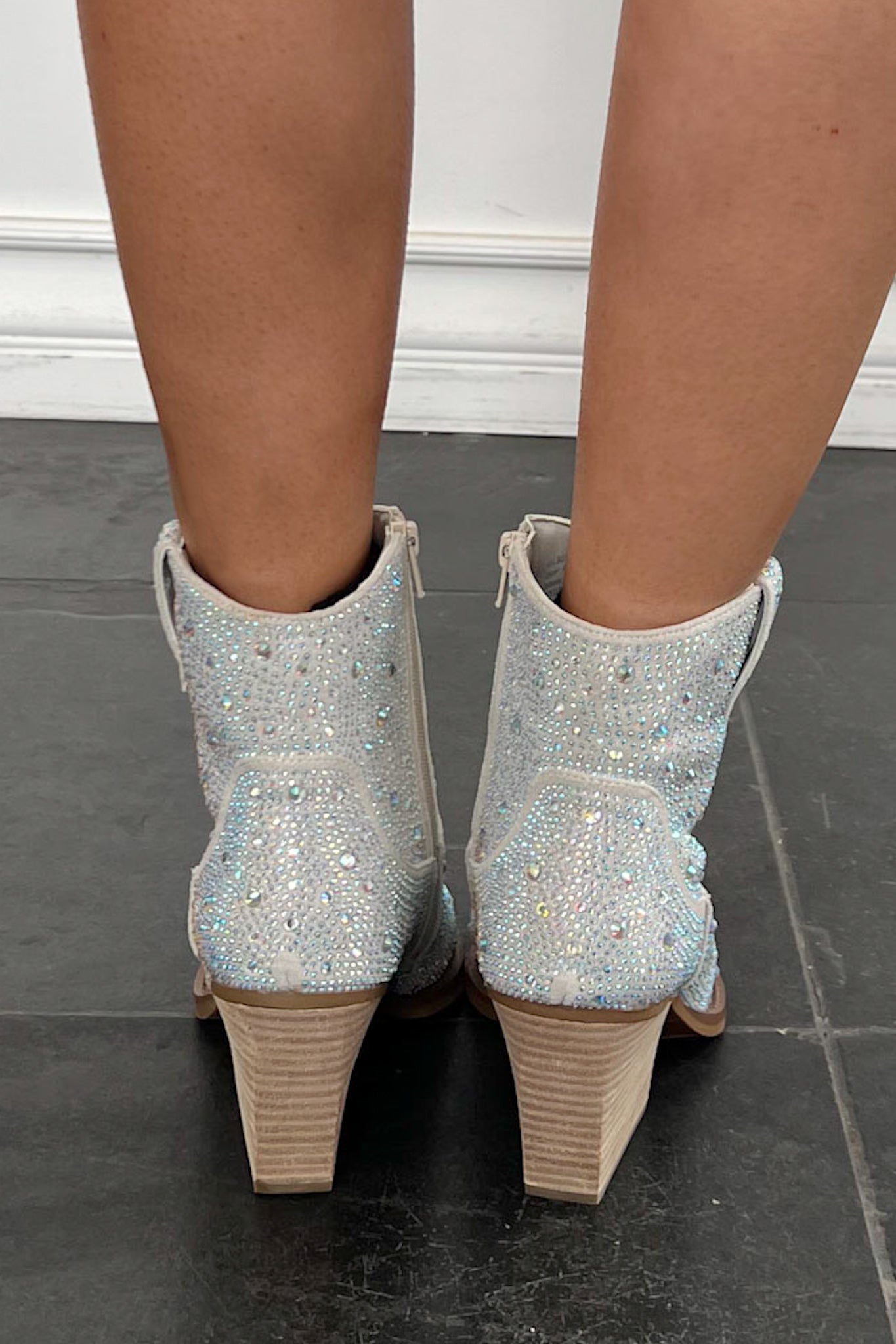 Cinderella's A Cowgirl Bootie-Silver