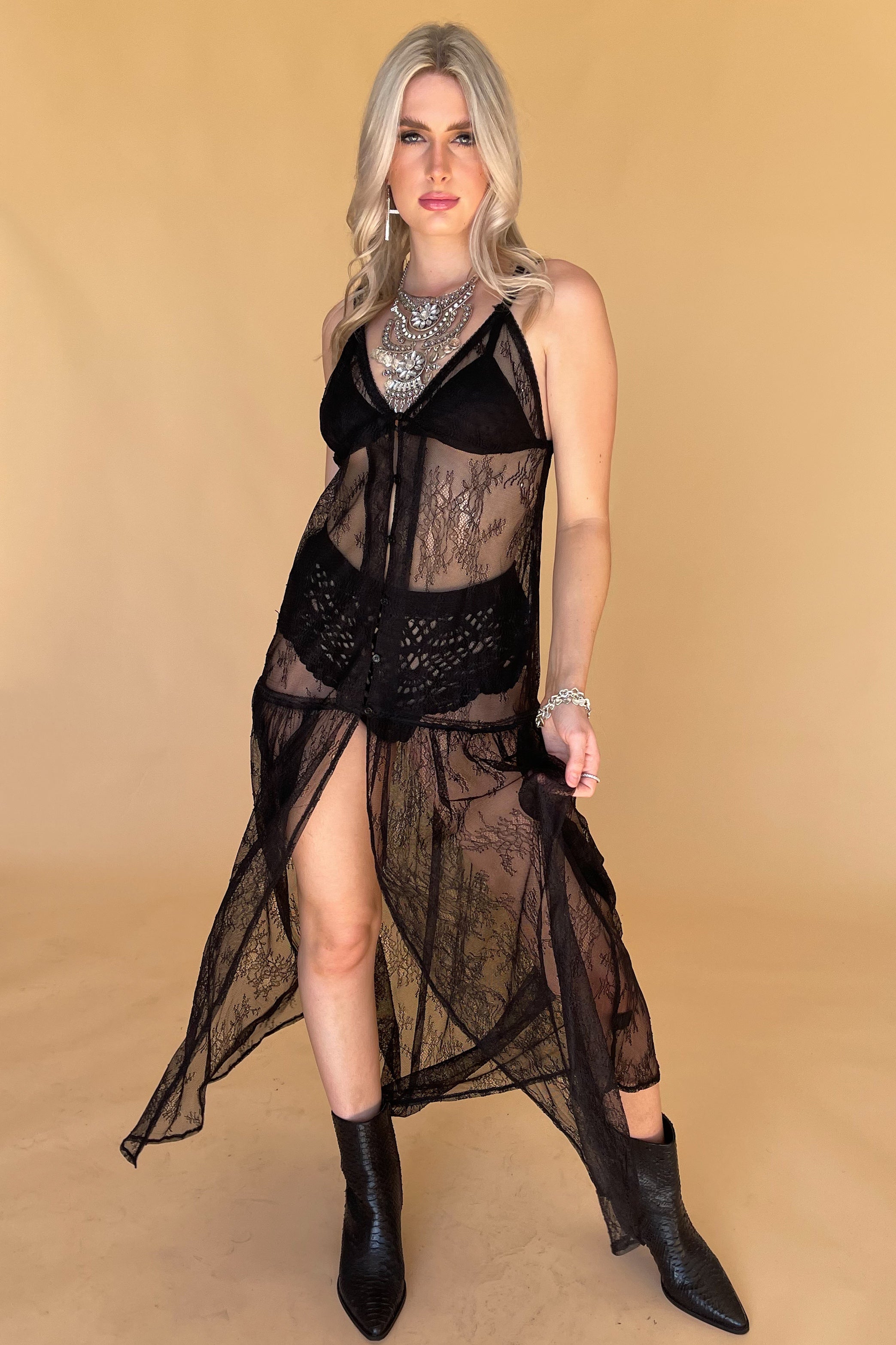 Into The Sun Maxi Dress-Black