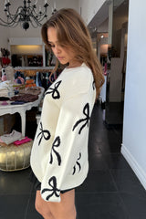 Je Taime Bow Sweater-Off White