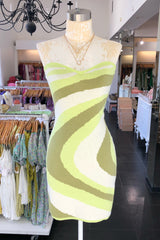 Feel The Vibe Dress-Green